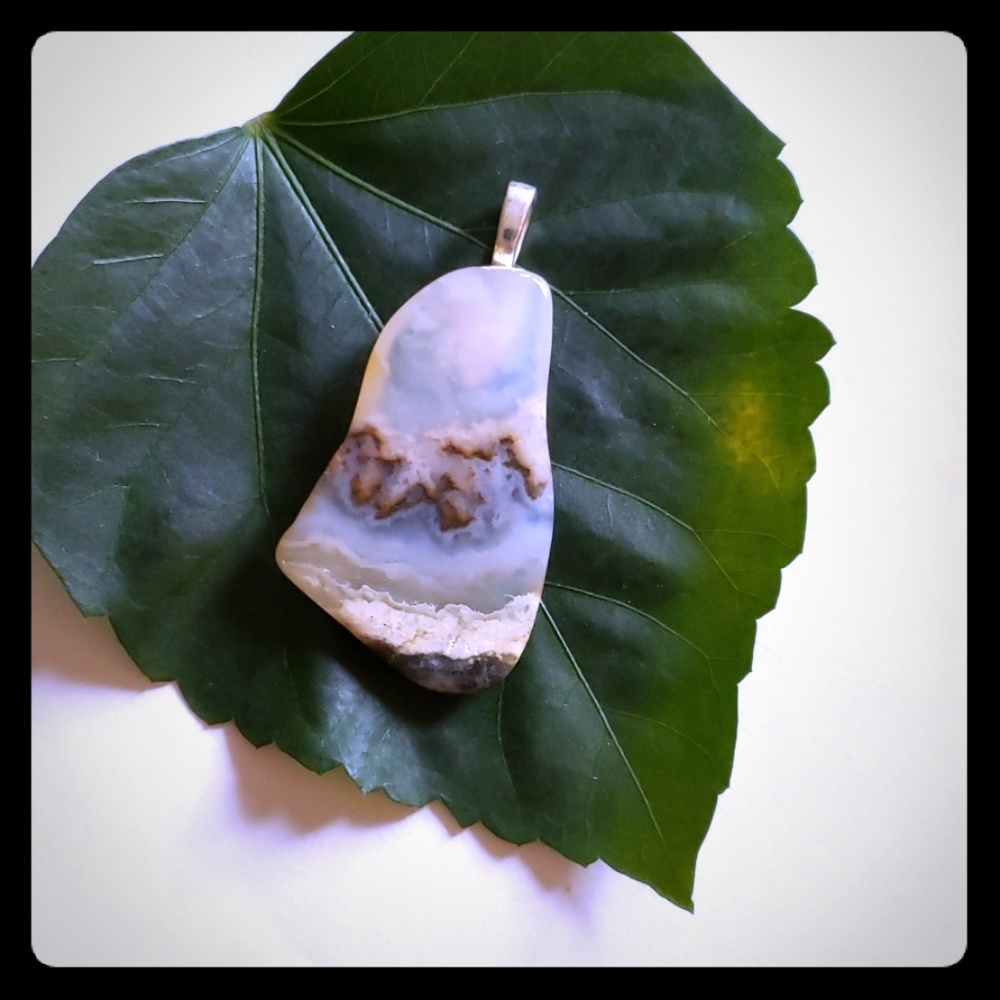 Vintage Sliced Agate Floating Pendent - image 2